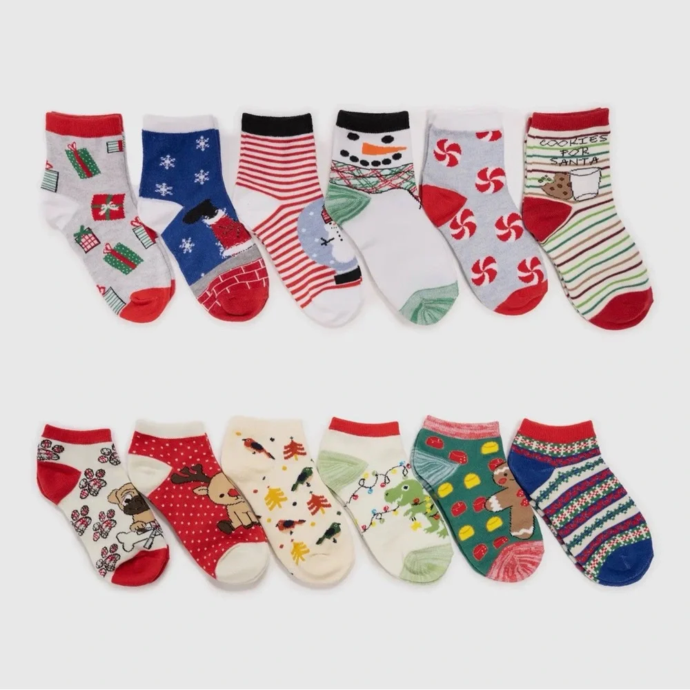 Christmas sale! Muk Luks Kids Christmas 12 Days of Socks Advent Calendar